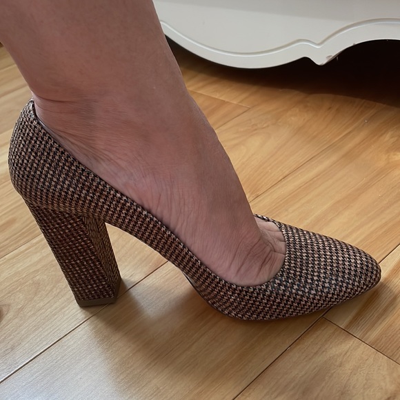 J crew heels size 8 1/2 - Picture 8 of 8